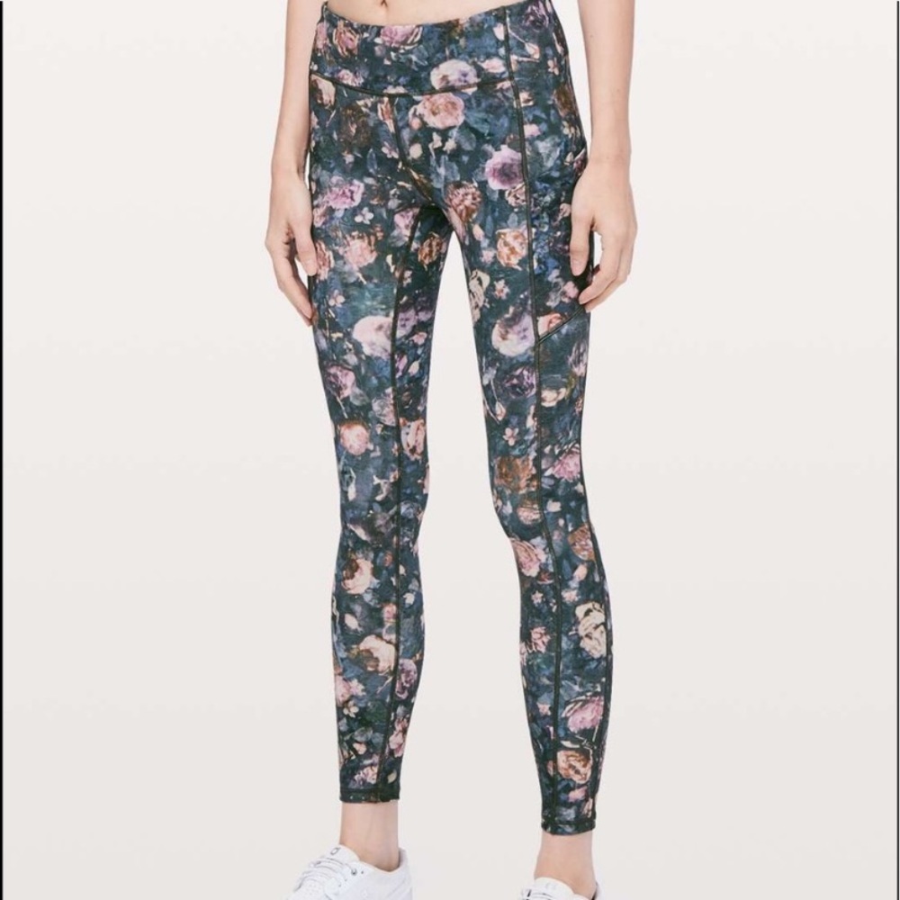 Lululemon Athletica Speed Up Tight 28" in Frosted Rose